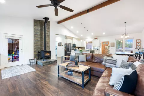 Living - 56253 Marsh Hawk Rd, Bend, OR 97707 photo 2 of 2