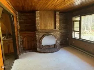 Living - 51367 Welch Rd, La Pine, OR 97739 photo 1 of 1