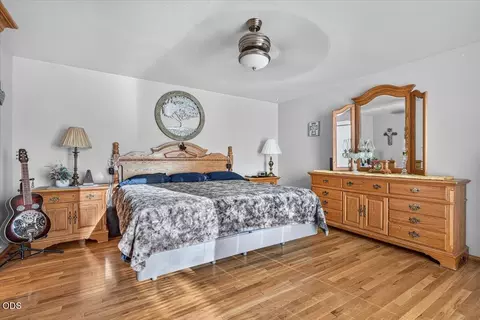 Bedroom - 207 Maxwell Pl, Central Point, OR 97502 photo 1 of 3