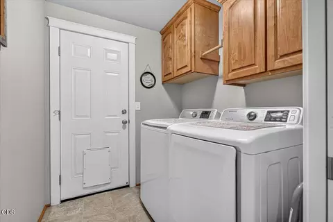 Other - 207 Maxwell Pl, Central Point, OR 97502 photo 5 of 7