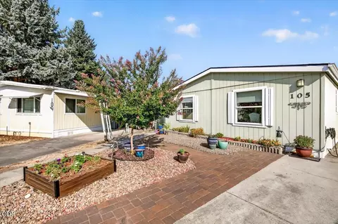 3431 S Pacific Hwy #SPC 105, Medford, OR 97501