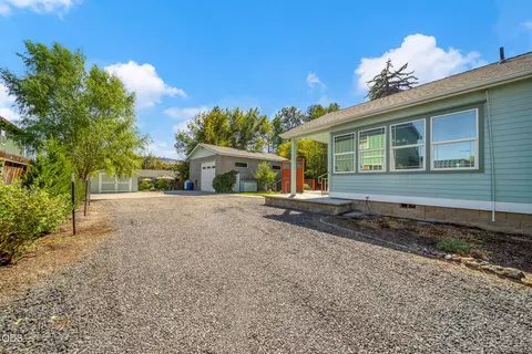 143 SW Beaver St, Prineville, OR 97754