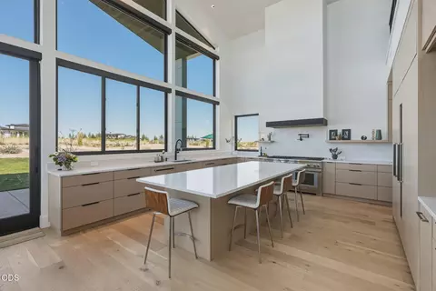 Kitchen - 62333 Mcclain Dr, Bend, OR 97703 photo 1 of 6