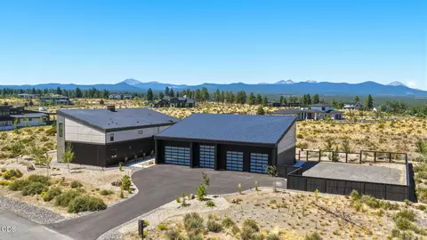 62333 Mcclain Dr, Bend, OR 97703