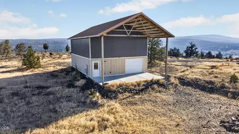 12328 SE View Top Ln, Prineville, OR 97754