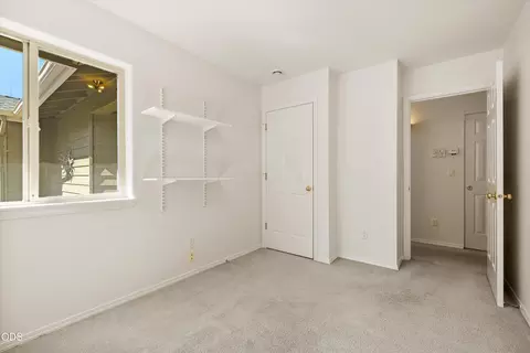 Bedroom - 65015 Hopper Rd, Bend, OR 97703 photo 2 of 6