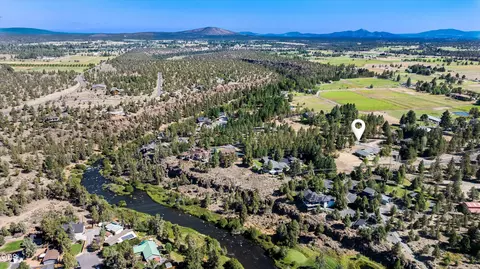 View/Area - 65015 Hopper Rd, Bend, OR 97703 photo 5 of 8