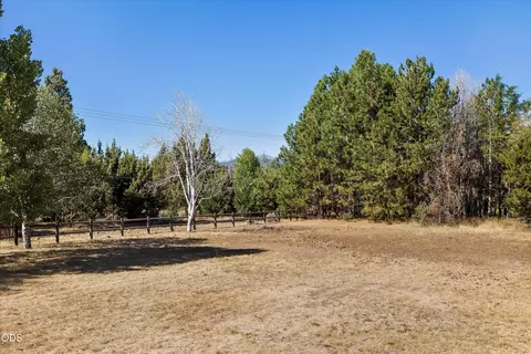 Exterior - 65015 Hopper Rd, Bend, OR 97703 photo 6 of 11