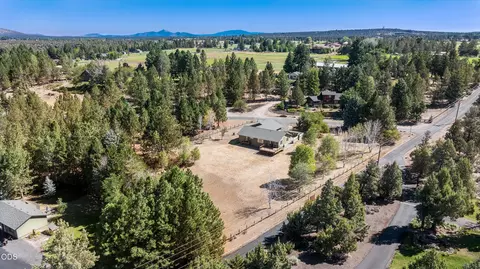View/Area - 65015 Hopper Rd, Bend, OR 97703 photo 1 of 8