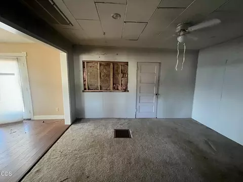 Living - 8720 Butte Falls Hwy, Eagle Point, OR 97524 photo 4 of 4