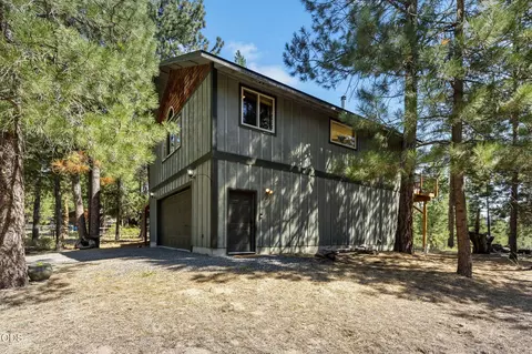 Exterior - 15150 Yellow Pine Loop, Bend, OR 97707 photo 4 of 5