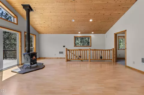 Living - 15150 Yellow Pine Loop, Bend, OR 97707 photo 7 of 9