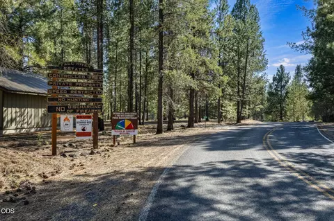 Exterior - 15150 Yellow Pine Loop, Bend, OR 97707 photo 5 of 5