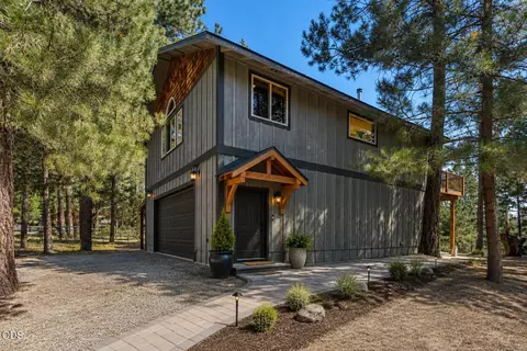 Exterior - 15150 Yellow Pine Loop, Bend, OR 97707 photo 3 of 5