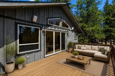Exterior - 15150 Yellow Pine Loop, Bend, OR 97707 photo 1 of 5