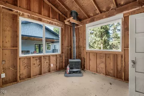 Other - 283 Upper Terrace Ln, Glide, OR 97443 photo 12 of 13