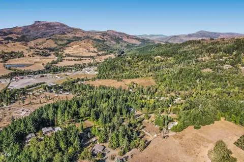 View/Area - 283 Upper Terrace Ln, Glide, OR 97443 photo 4 of 5
