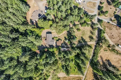 View/Area - 283 Upper Terrace Ln, Glide, OR 97443 photo 5 of 5