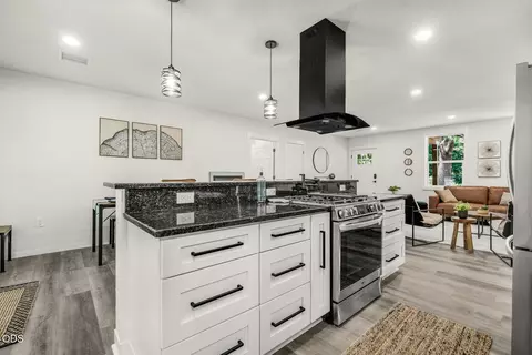 Kitchen - 283 Upper Terrace Ln, Glide, OR 97443 photo 4 of 5