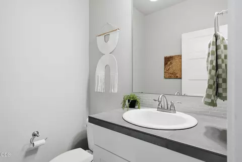 Bath - 2866 NE Marea Dr, Bend, OR 97701 photo 1 of 3