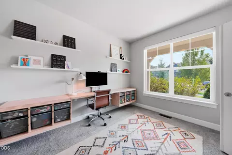 Other - 2866 NE Marea Dr, Bend, OR 97701 photo 2 of 7