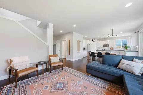Living - 2866 NE Marea Dr, Bend, OR 97701 photo 1 of 2
