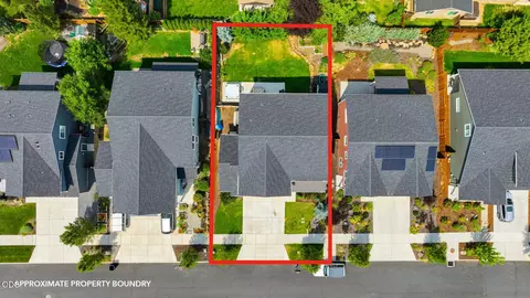 View/Area - 2866 NE Marea Dr, Bend, OR 97701 photo 1 of 4