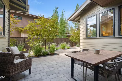 Exterior - 3178 NW Celilo Ln, Bend, OR 97703 photo 13 of 18