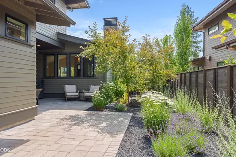 Exterior - 3178 NW Celilo Ln, Bend, OR 97703 photo 18 of 18