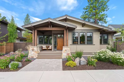 3178 NW Celilo Ln, Bend, OR 97703