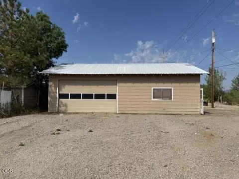 Exterior - 7465 Table Rock Ter, Central Point, OR 97502 photo 7 of 8