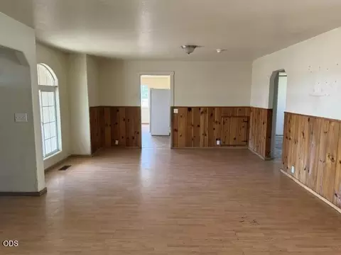 Living - 7465 Table Rock Ter, Central Point, OR 97502 photo 3 of 4