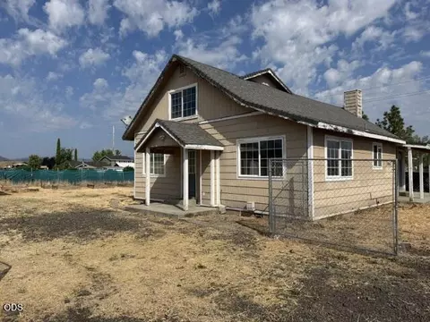 Other - 7465 Table Rock Ter, Central Point, OR 97502 photo 2 of 17