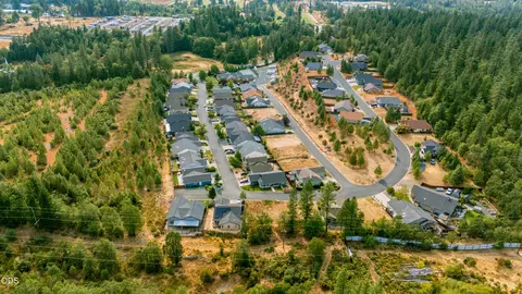 237 Red Cedar Ln, Cave Junction, OR 97523 photo 9
