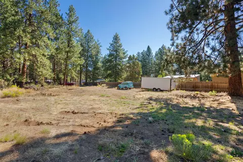 Exterior - 19700 Baker Rd, Bend, OR 97702 photo 12 of 13