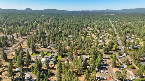 View/Area - 19700 Baker Rd, Bend, OR 97702 photo 6 of 6