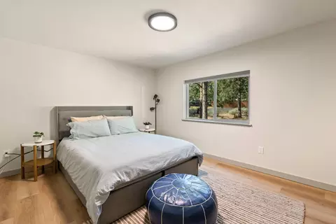 Bedroom - 19700 Baker Rd, Bend, OR 97702 photo 2 of 5