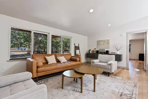 Living - 19700 Baker Rd, Bend, OR 97702 photo 1 of 3