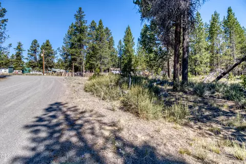 16230 Green Forest Rd, La Pine, OR 97739 photo 9