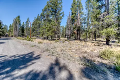 16230 Green Forest Rd, La Pine, OR 97739 photo 4