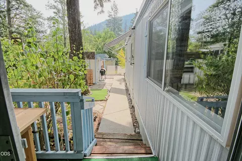 537 Thompson Creek Rd UNIT 43, Applegate, OR 97530 photo 25