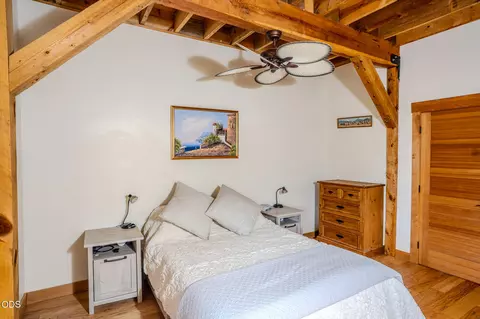 Bedroom - 688 Worthington Rd, Eagle Point, OR 97524 photo 2 of 10