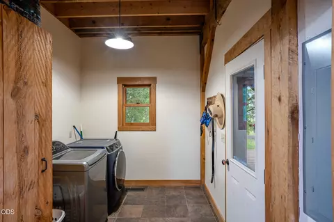 Other - 688 Worthington Rd, Eagle Point, OR 97524 photo 7 of 17