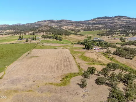 Other - 688 Worthington Rd, Eagle Point, OR 97524 photo 13 of 17