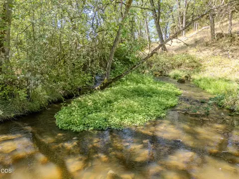 Other - 688 Worthington Rd, Eagle Point, OR 97524 photo 2 of 17