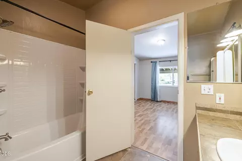 17045 West Dr, La Pine, OR 97739 photo 10
