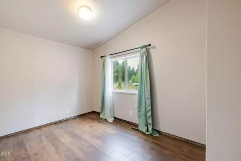 17045 West Dr, La Pine, OR 97739 photo 13