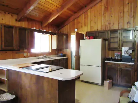 Kitchen - 541 Mathews Rd, Dorris, CA 96023 photo 1 of 3