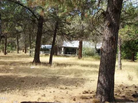 Exterior - 541 Mathews Rd, Dorris, CA 96023 photo 7 of 31