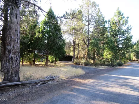 Exterior - 541 Mathews Rd, Dorris, CA 96023 photo 27 of 31